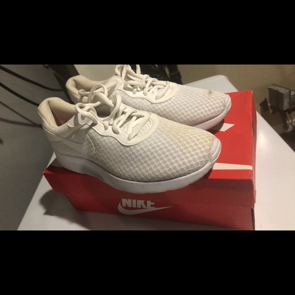 Nike Running Shoes - Picture 3 of 5